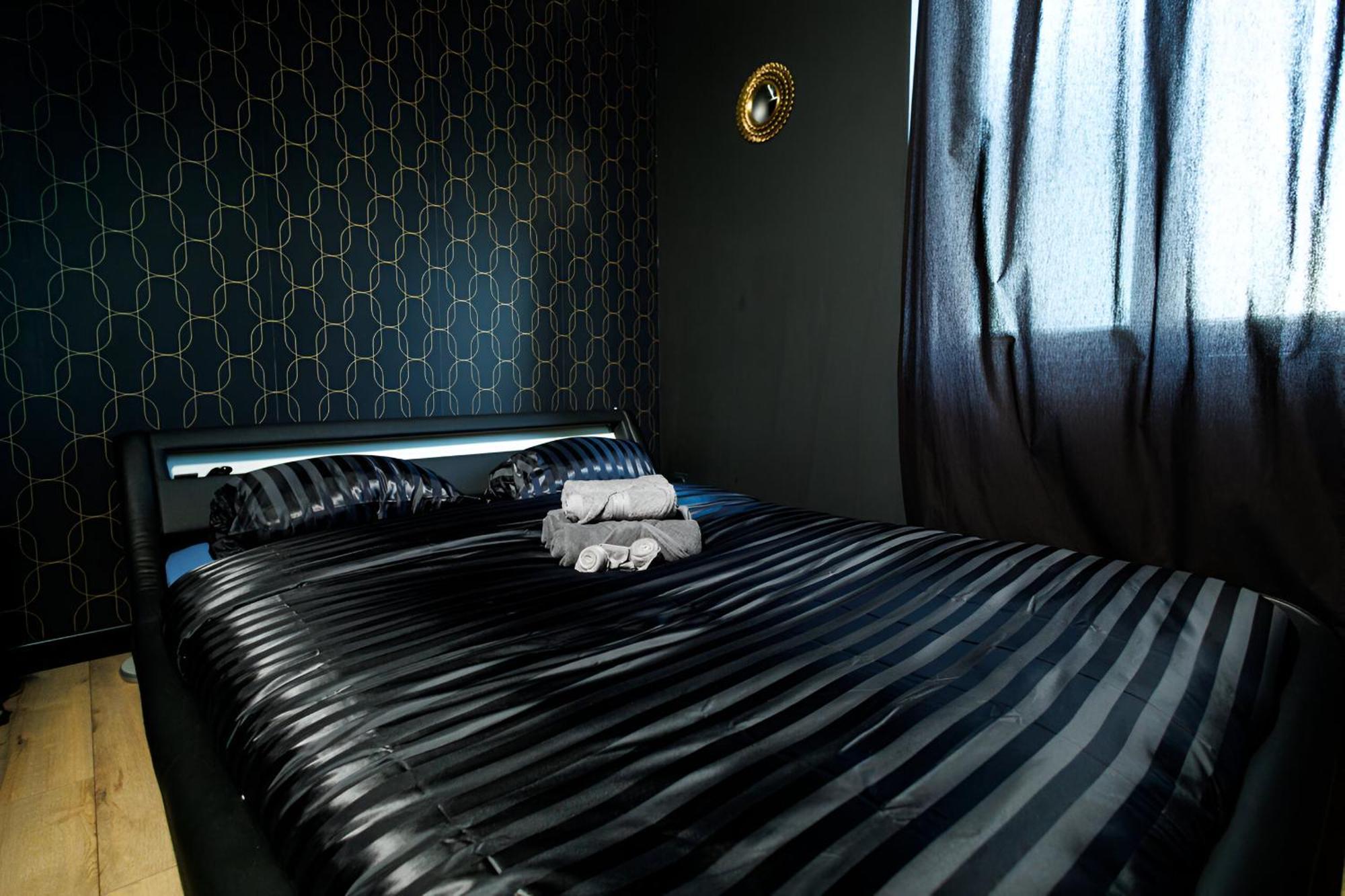 Appartement Pop Art - Asterix,Cdg,Chantilly,Disney La Chapelle-en-Serval Bagian luar foto