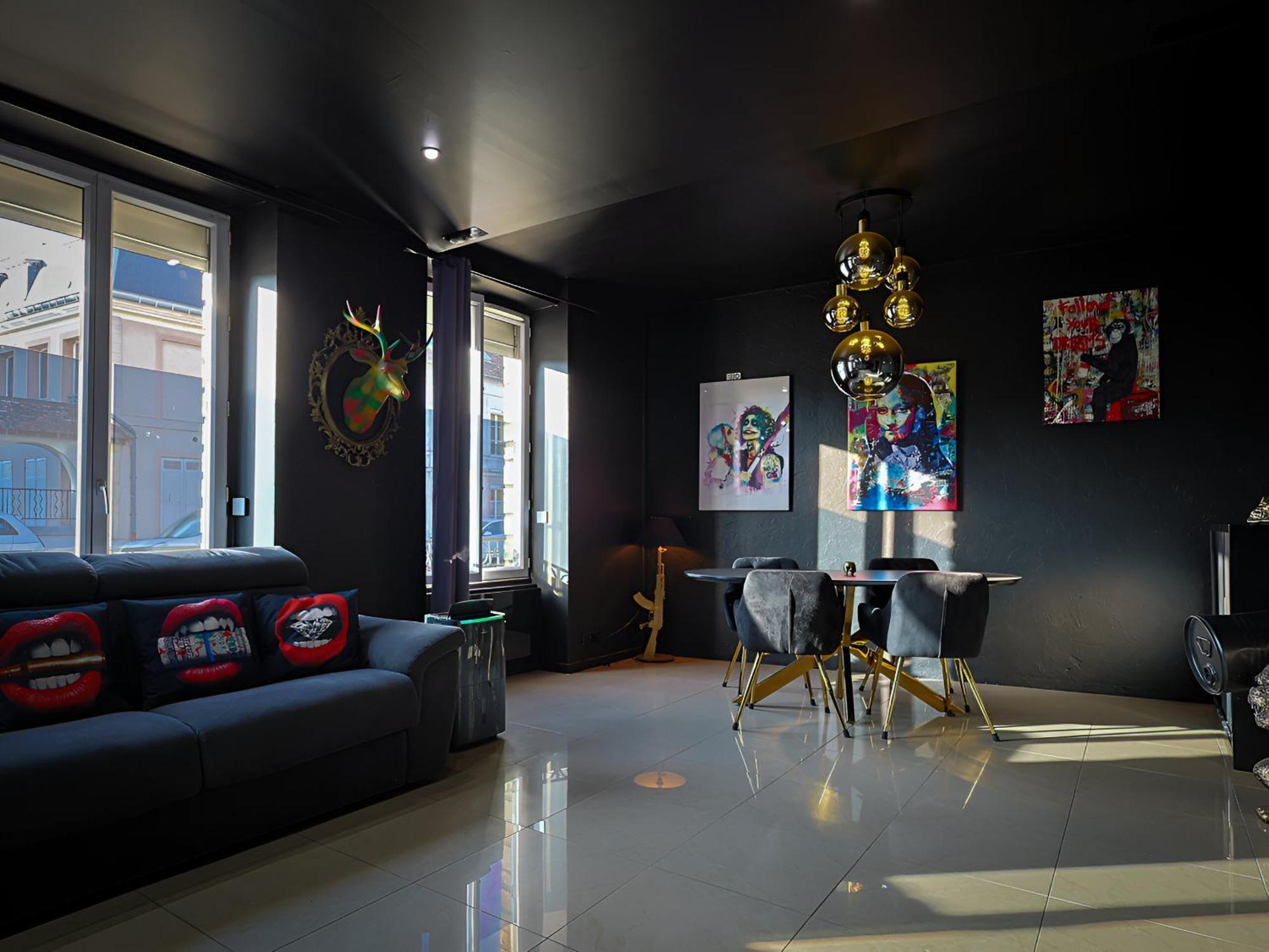 Appartement Pop Art - Asterix,Cdg,Chantilly,Disney La Chapelle-en-Serval Bagian luar foto