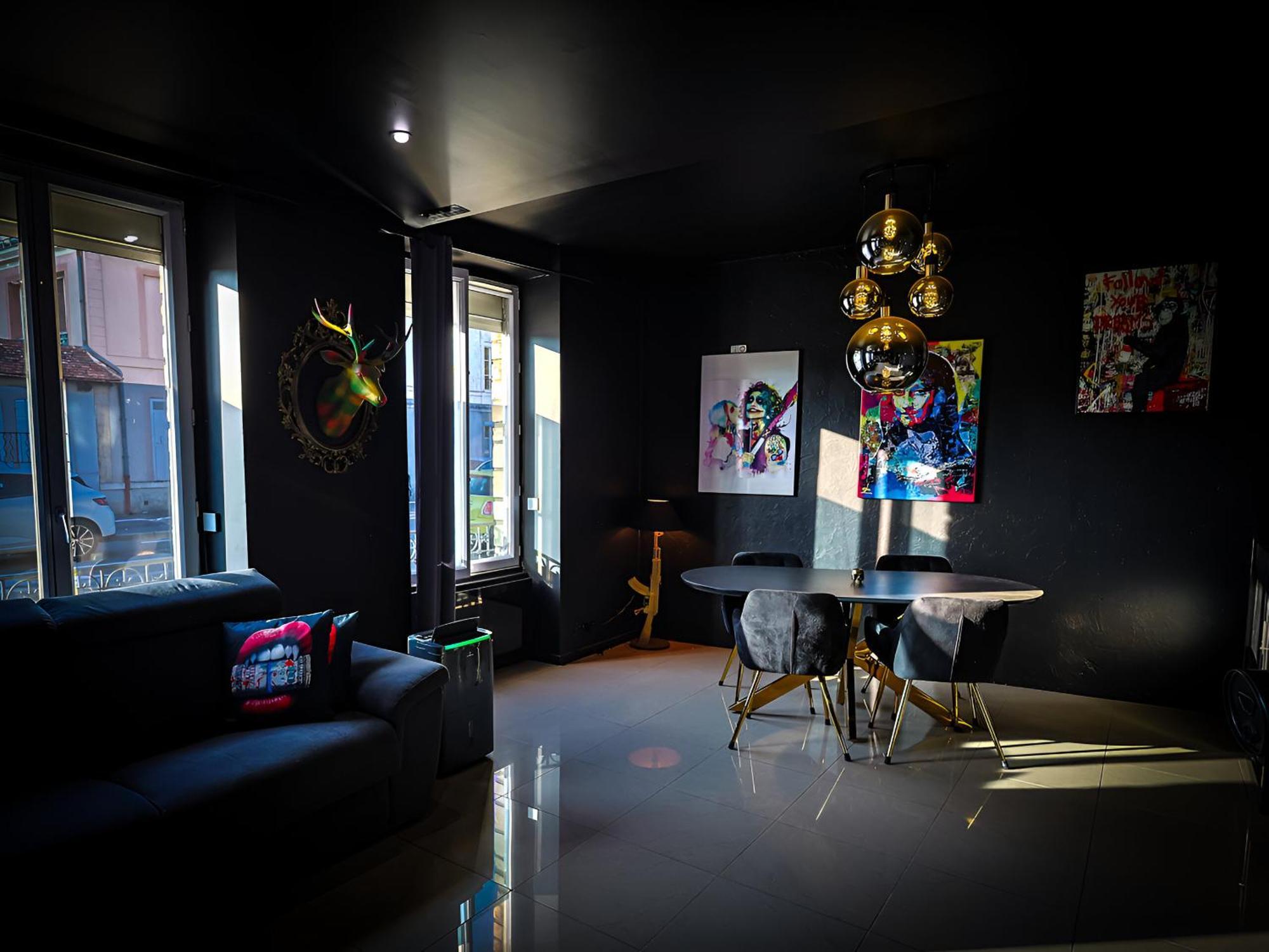 Appartement Pop Art - Asterix,Cdg,Chantilly,Disney La Chapelle-en-Serval Bagian luar foto
