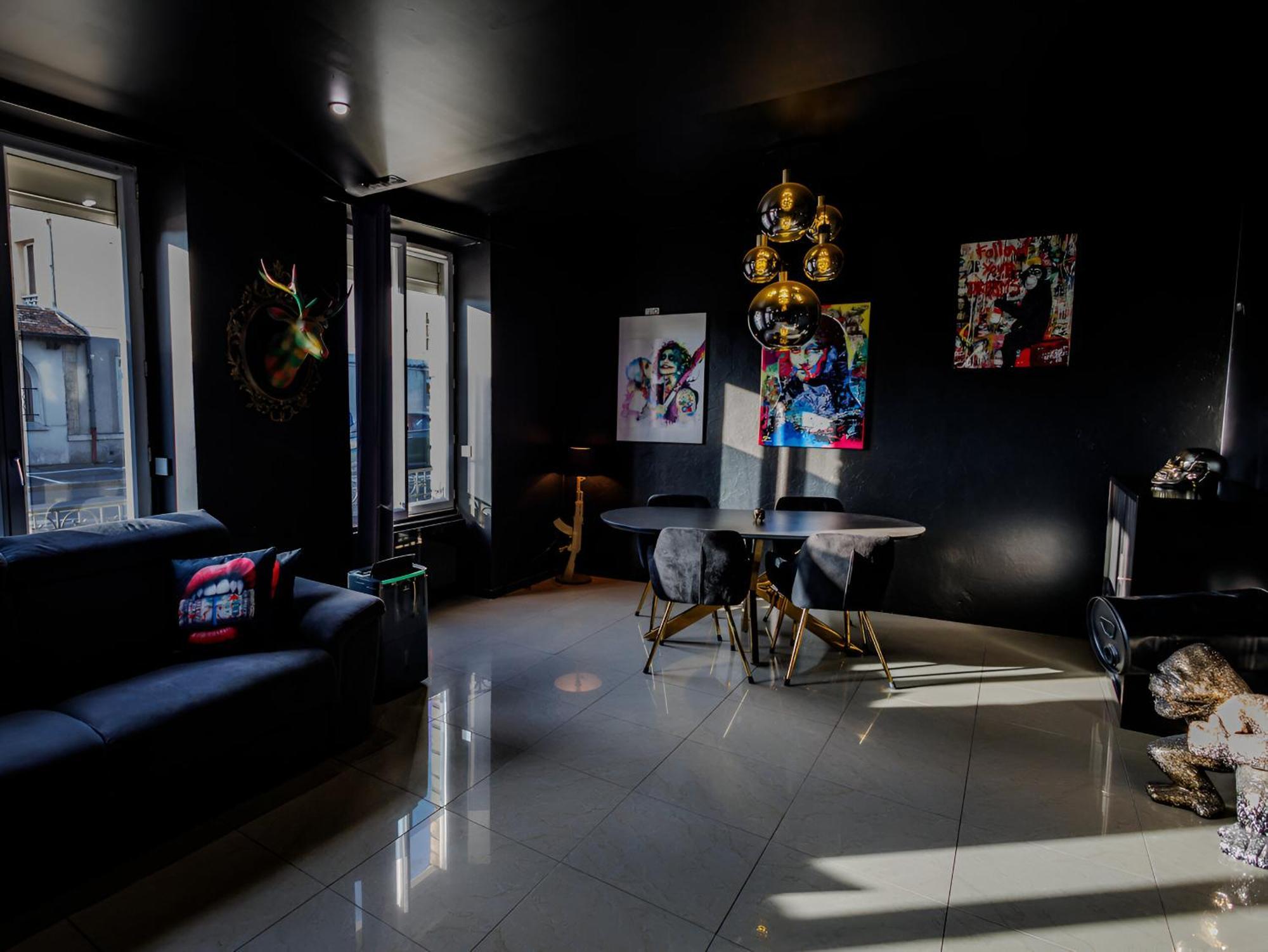 Appartement Pop Art - Asterix,Cdg,Chantilly,Disney La Chapelle-en-Serval Bagian luar foto